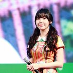 <b>행사</b>에서 양갈래머리한 레이나~