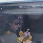 [시우민] 아 귀여워진짴ㅋㅋ손 쪼물락 <b>거려</b>ㅠㅠㅠ