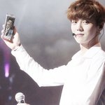 [EXO] 헐 루한이 폰 <b>액정</b> 어떡해..;ㅠㅠㅠㅠㅠㅠㅠㅠㅠ
