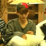 [EXO] 얘들<b>아스</b>밍돌리고있니?