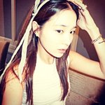 이민정 인스타그램 근황 <b>업데이트</b>~!!! 헤어밴드가 돋보이는 셀카