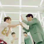 [EXO] 야 왜 조인성<b>왕따</b>시켜..?