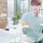 [EXO] 세훈 완댜<b>님</b> 나랑도 눈맞춰 주시져