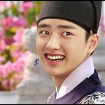 [EXO] "맨날 책방에 들려서 어떻게 책만읽습니까?"
