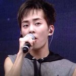 [시우민] <b>민석</b>이 리허설 노래부르는거