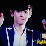 [찬열] 오늘은 <b>플</b>뷰가 좀 늦게뜨넹