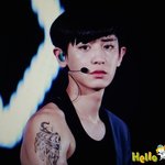 [찬열] <b>이플</b>뷰 왤케 귀엽냐