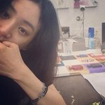 [정려원] 파리에 있더니 <b>역행</b>하는 패션의 고수 정려원??