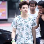 아직도 아이같은 헨리의 얼굴