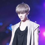 [EXO] 아 씨발 루한이 <b>애쉬</b>그레이로 염색한 줄 알고 현실비명...