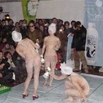 [채널충노답] 서울우유의 누드 퍼포먼스