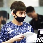 [시우민] 애기오빠 출국 하얀 <b>바지</b> ㅠㅠ