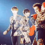 [카이] 우리 종인이도 하트<b>쿠션</b> 한개만..ㅂ_ㅂ....