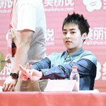 [시우민] 민석이 팬싸에서 아컨하면서 잔망질...고화질임