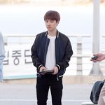 [EXO] 경수 <b>어깨운동</b> 했으면좋겠다