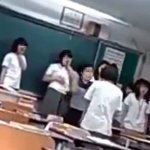 [공미니] 여교사가 여학생 줄세워 뺨 때리는 사건(논란)
