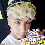 [EXO] 이거 누군지 아시는분?