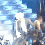 [시우민] <b>슈리</b>릭 <b>슈리</b>릭 거친 슈용돌이ㅋㅋㅋㅋㅋㅋㅋ