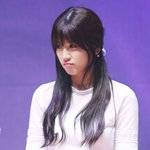 반<b>묶음</b>하고 여성스러워진 에이핑크 초롱