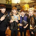 [EXO] 혹시 오늘 비아이랑 육지담본사람