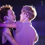 [EXO] 시발 엑퀴년들아 루한이 다쳤잖아