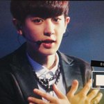 [EXO] 찬열이 갤에서 미친듯이까이는데
