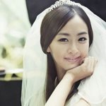 순백색 웨딩컨셉의 아이돌모음