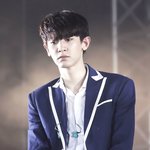 [EXO] 찬열이 볼..잡아당겨보고싶다