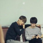 [EXO] 세훈이가입은바지뭐얀