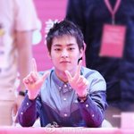 [시우민] 민석이 팬클럽스포 이렇게많이했는데