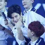 [백현] 아 나도 엑소엘 ㅠㅠ
