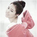 [에이핑크] 등에 왕 <b>리본</b> 묶은 손나은