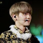 [EXO] 내일 채팅 마지막으로 글남김