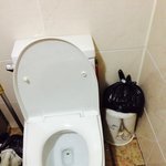 [꼭봐주세요] 미**피자 화장실 몰카