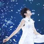 조명 미모 각도 <b>세박자</b> 아이돌