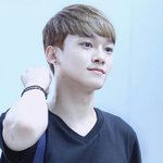 [EXO] 첸 고화질들고왔으니까 <b>잔말</b>말고 쳐봐라