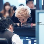 [EXO] 이 여직<b>원분</b>이 매우 부럽다.