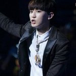 [EXO] 여기서 뉴비거리는것도 친목아님?