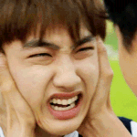 [EXO] <b>볼살</b> 눌리는거 졸귀