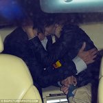 [19] 19? <b>차안</b>에서 스킨쉽