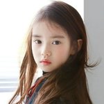 [EXO] 이 애기랑 <b>박초롱</b>이랑닮음..?