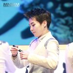 [시우민]  처음 본듯한 <b>느낌</b>의 슈밍사진 가져왔어.