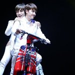 [EXO] <b>스쿠터</b>타서 신난 종인어린이