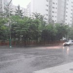 [EXO] 애들아 너희동네에<b>비오니</b>?