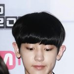 [EXO] 어떻게 기사<b>사진</b>이 이럴수있지?