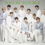[EXO] 나는 여기 낄<b>틈</b>이없어..나이가많아서그런가