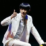 [EXO] 야 블랙헤드 짜지말고