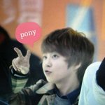 [시우민] 121122 시우민 흙오이 헐!! <b>포니</b> 풀림!!!