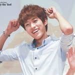 남자 아이돌의 귀여운 펌머리.jpg