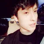 [EXO] <b>따스</b>한 햇빛을 받으며..셀카 한장